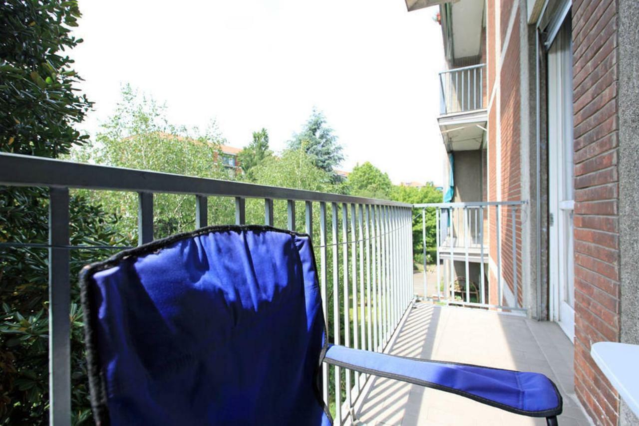 Room, 200m Subway, Navigli Area, Free Park, 10min Center, No Fee, Shared Bath And Kitchen Affittacamere *